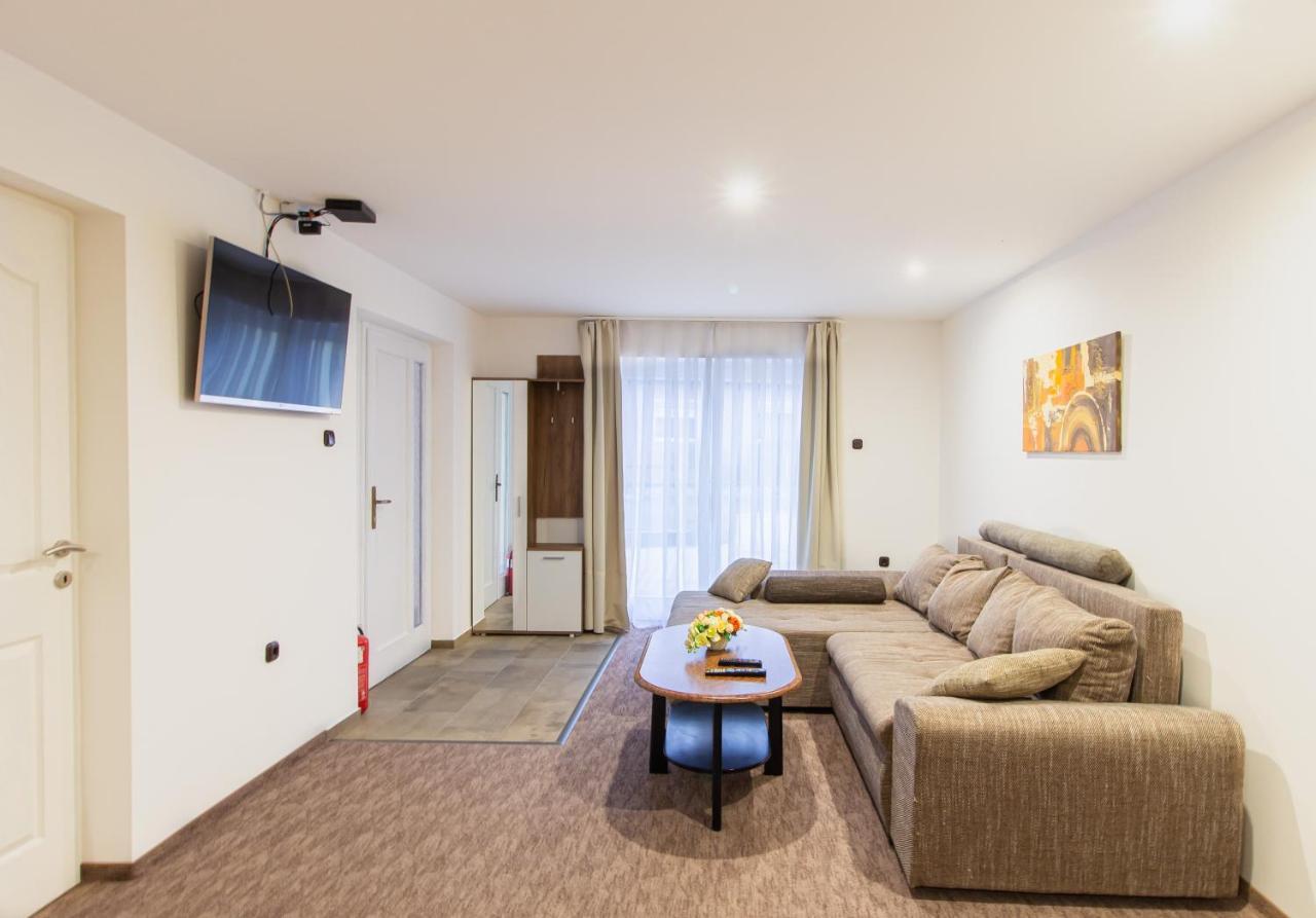 Deli Terasz A Apartman Free Parking, Self-Check-In Anytime Győr Exterior foto
